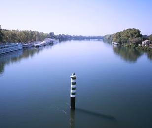port fluvial Avignon